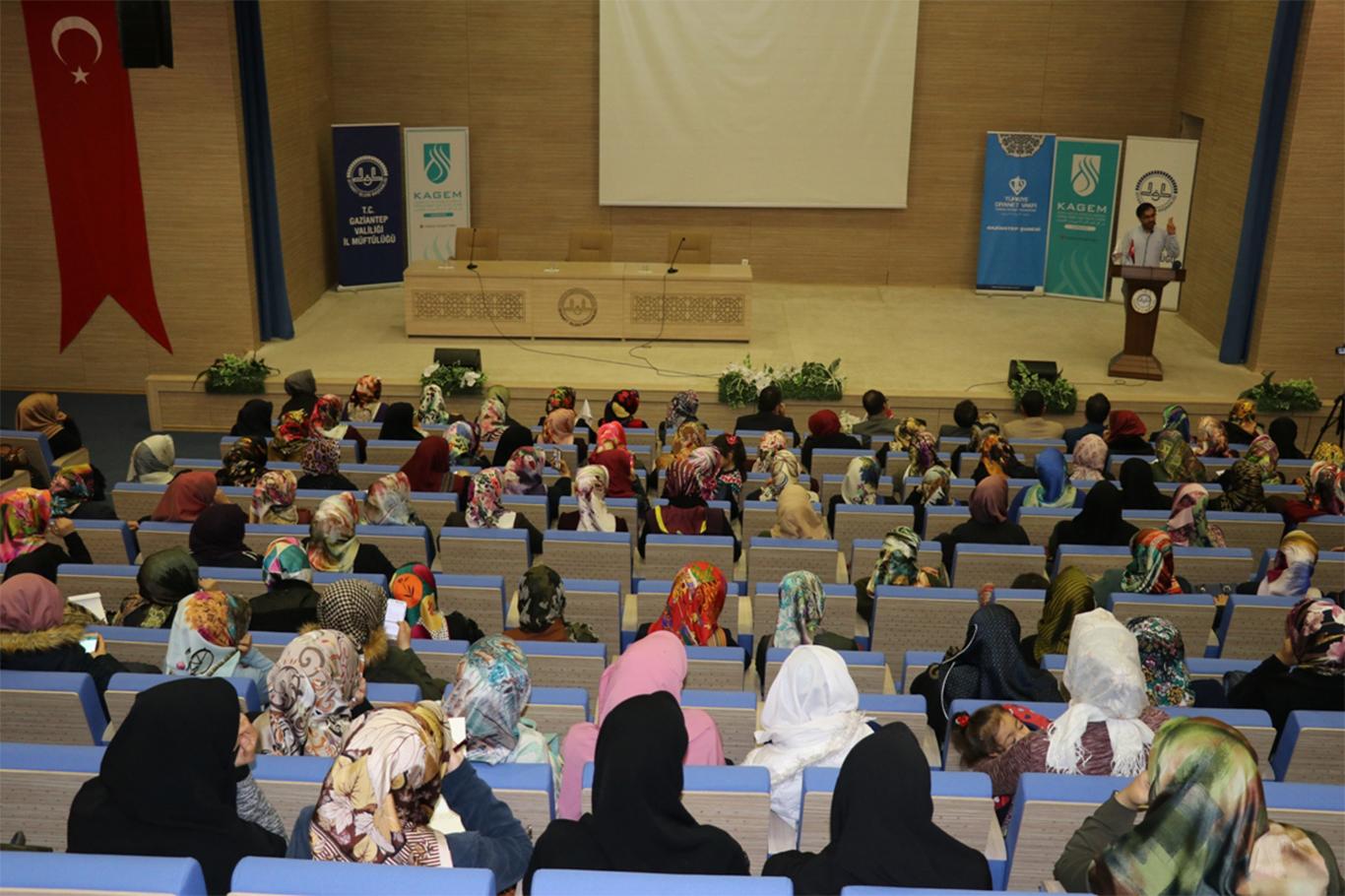 Gaziantep’te “Çocuklarda Din Eğitimi” konferansı